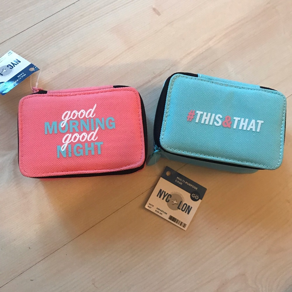💚3/$20💚$12 or 2/$20 NWT Travel cases